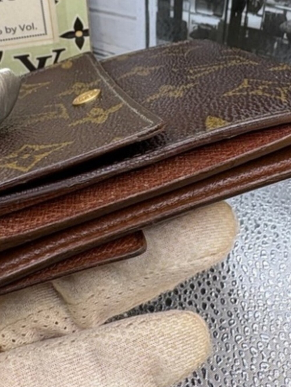 Louis Vuitton Monogram Compact Wallet - Brown - Picture 7 of 8